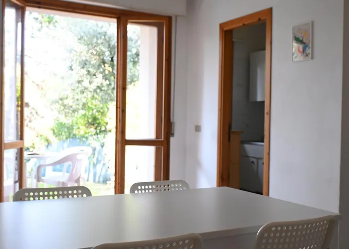 S075 - Sirolo, Bilocale Con Giardino E Garage In Centro Sirolo