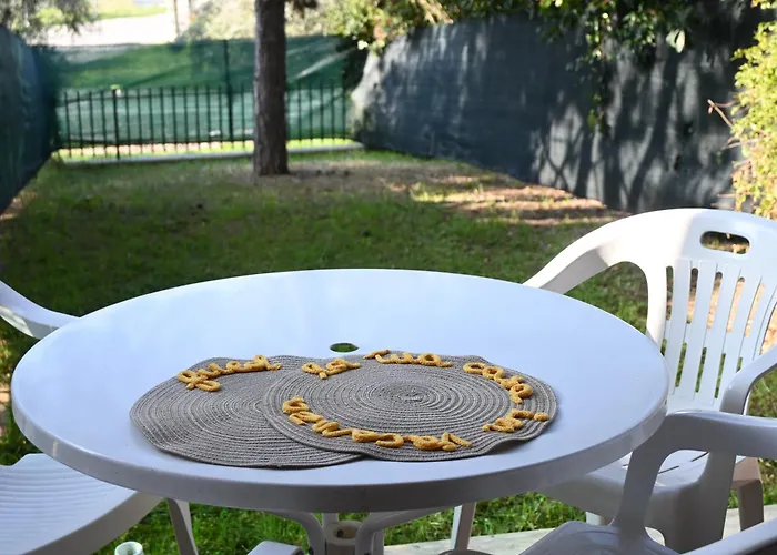 S075 - Sirolo, Bilocale Con Giardino E Garage In Centro *