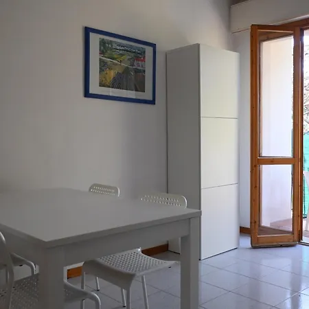 S075 - Sirolo, Bilocale Con Giardino E Garage In Centro *